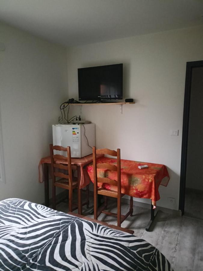 Brigitte Carbonnel Apartman Aydat Kültér fotó